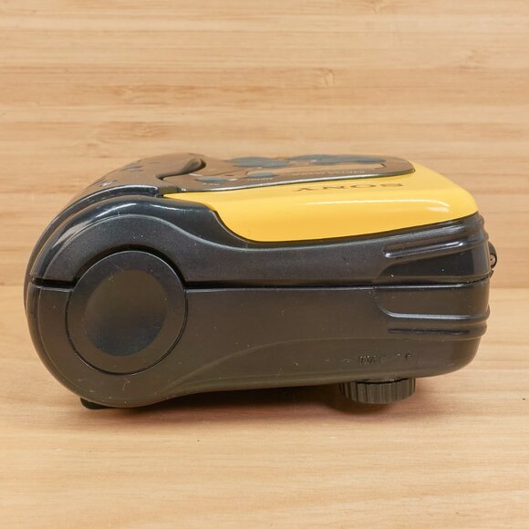 Sony Walkman WM-FS473 Sports / Cassette Player / Mega Bass - Picture 5 of 11
